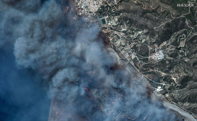 Widok satelitarny na pożary / autor: SATELLITE IMAGE 2023 MAXAR TECHNOLOGIES