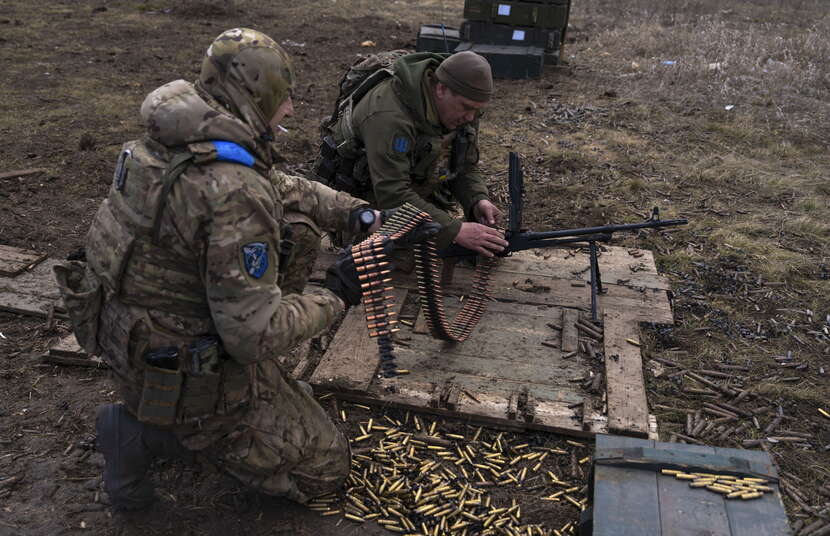 Szkolenie żołnierzy ukraińskich trwa nieustannie / autor: PAP/EPA/OLGA KOVALOVA