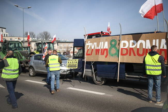 Protest rolników przy rondzie Mogilskim w Krakowie / autor: PAP/Łukasz Gągulski