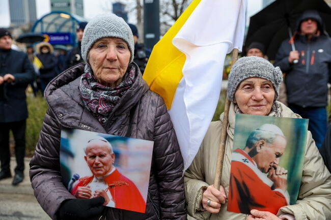 Narodowy Marsz Papieski w rocznicę śmierci Jana Pawła II / autor: PAP/Rafał Guz