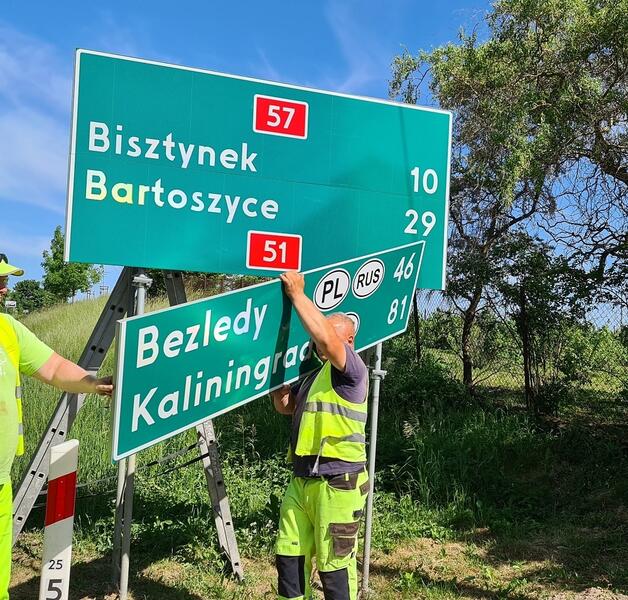 wymiana treści tablic z nazwą Kaliningrad / autor: Generalna Dyrekcja Dróg Krajowych i Autostrad oddział Olsztyn