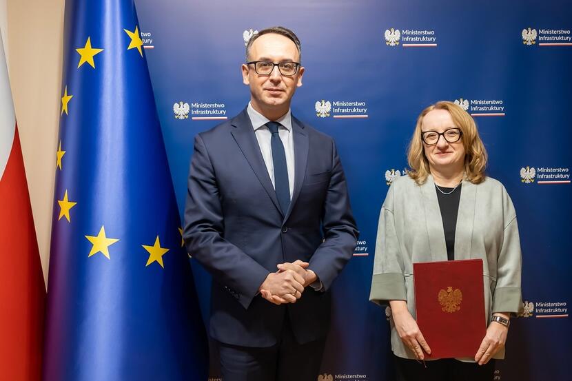 Minister infrastruktury Dariusz Klimczak i Joanna Kopczyńska, nowa prezes Wód Polskich / autor: X / @MI_GOV_PL