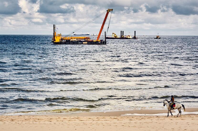Układanie gazociągu przy polskim brzegu Bałtyku / autor: materiały prasowe Gaz-System