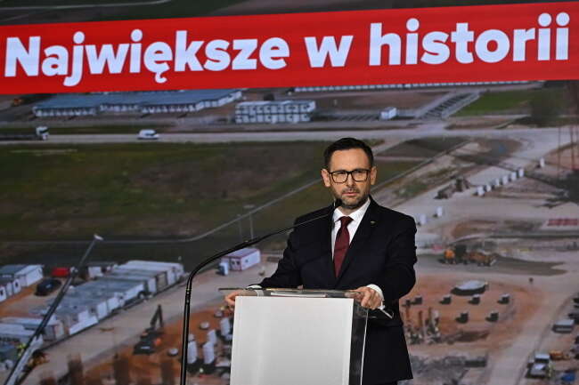 Daniel Obajtek zaprezentował osiągnięcia koncernu w swojej kadencji / autor: PAP/Radek Pietruszka