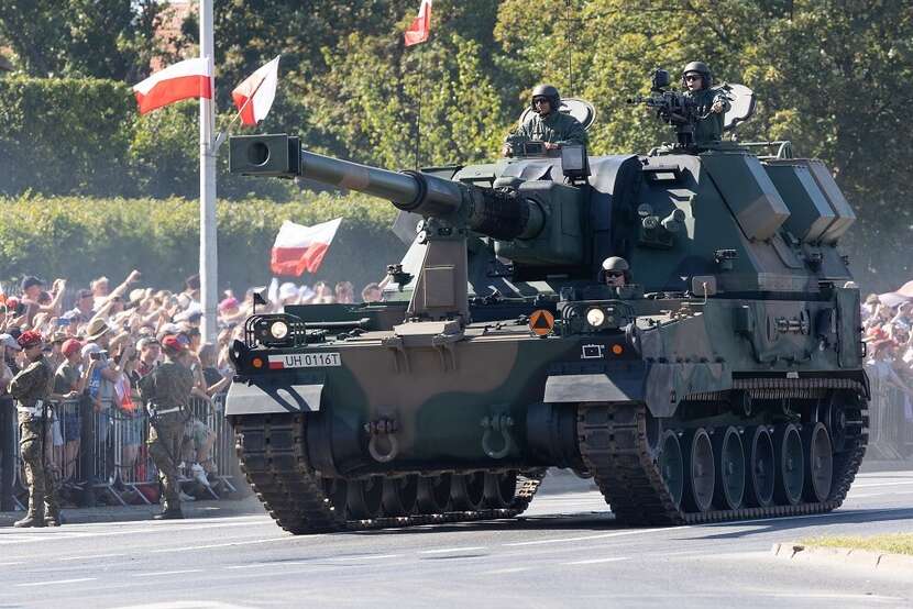 Polska armatohaubica Krab ma koreańskie podwozie. Kiedy dołączą do niej oryginalne K9 i czołgi K2? / autor: Fratria / Andrzej Wiktor