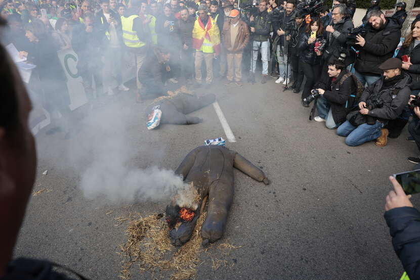 Farmerzy protestują w hiszpańskiej stolicy. / autor: J.J. GUILLEN/EPA/PAP